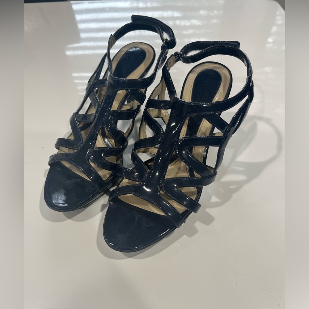 Naturalizer Danya blue patent caged heel Sandals